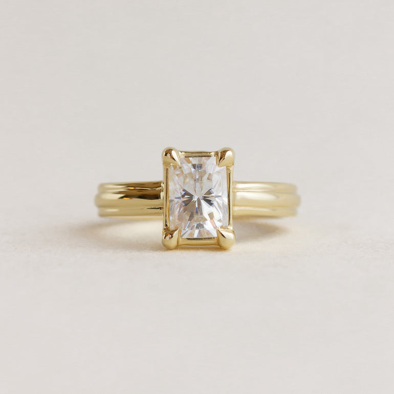 Art Deco Radiant-cut Engagement Ring