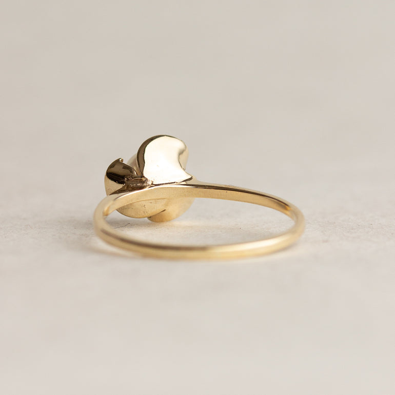 Vintage Pearl Flower 10K Gold Ring