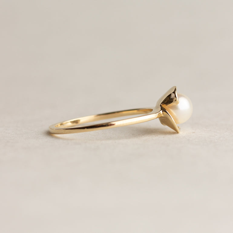 Vintage Pearl Flower 10K Gold Ring