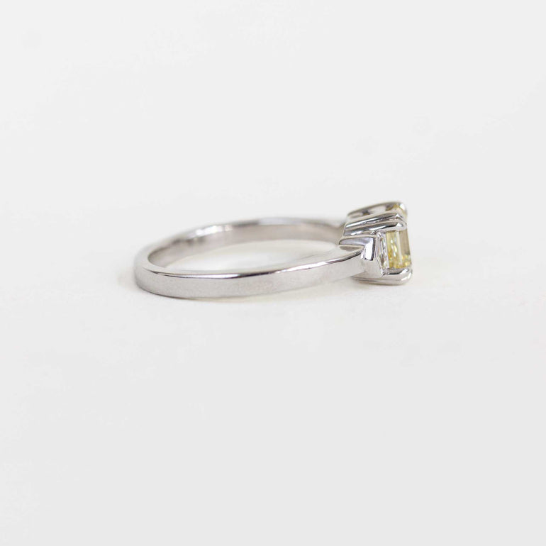 White Gold Ring with Yellow Laboratory-grown Diamond