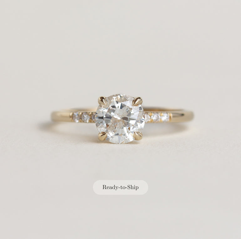 Round Diamond Engagement Ring