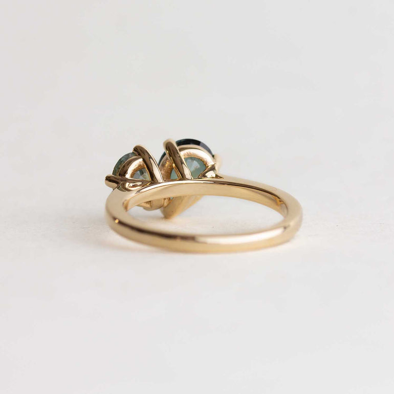 Pear Teal Sapphire Toi et Moi Ring