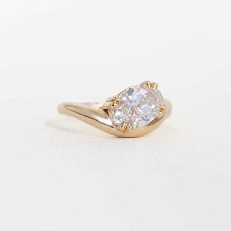 Oval Lab-grown Diamond Asymmetrical Wave Engagement Ring in 14K Yellow Gold