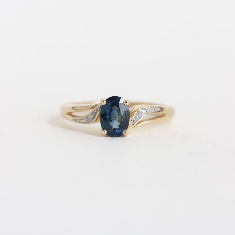 Oval Sapphire Vintage Ring with Bypass Diamond Setting