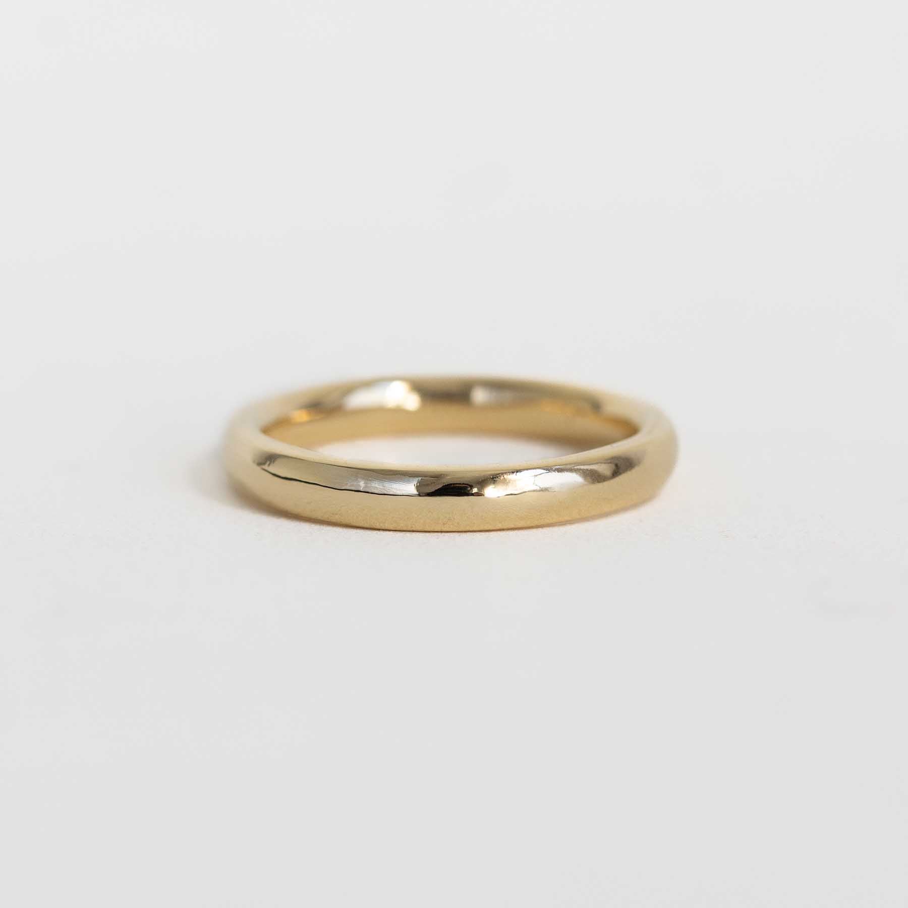 Vintage 18K Yellow Gold Wedding Band