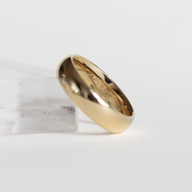 14k yellow gold half round vintage band