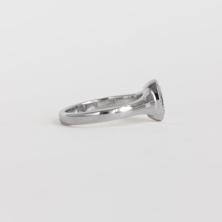 Oval Bezel Signet Ring