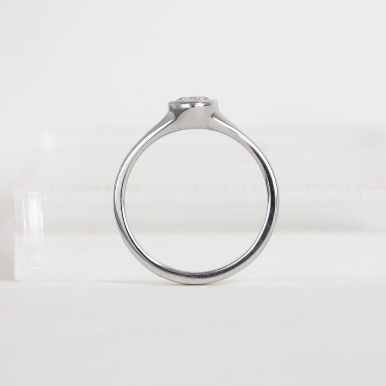 Oval Bezel Signet Ring
