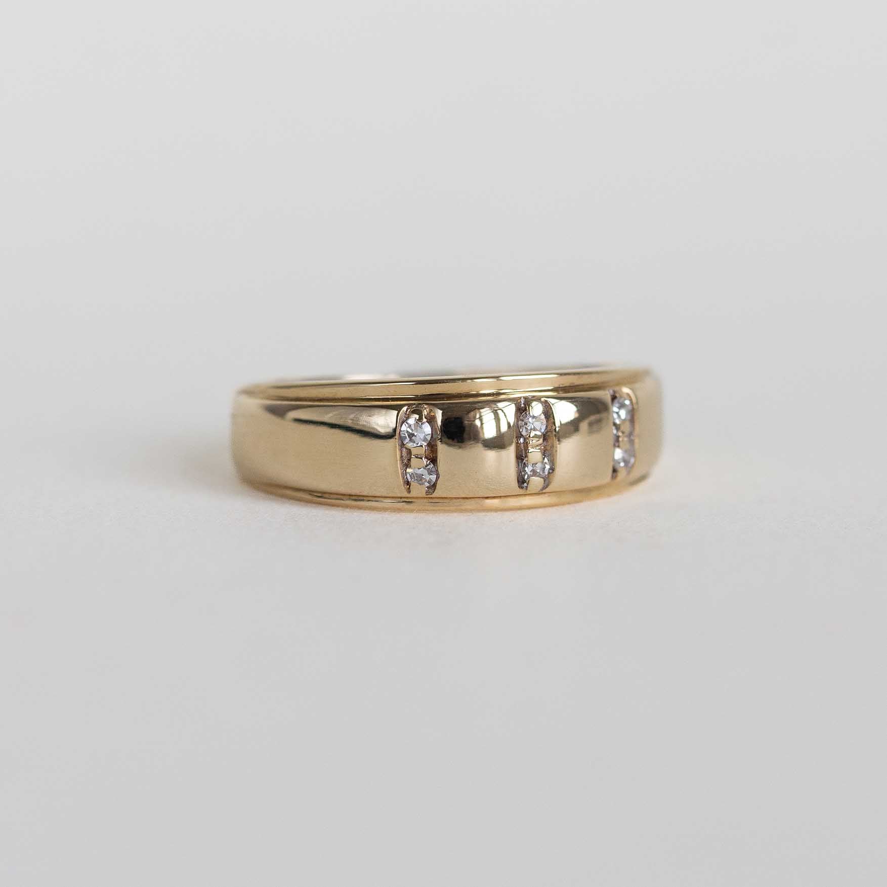 Vintage Yellow Gold Band with 6 Petite Diamonds