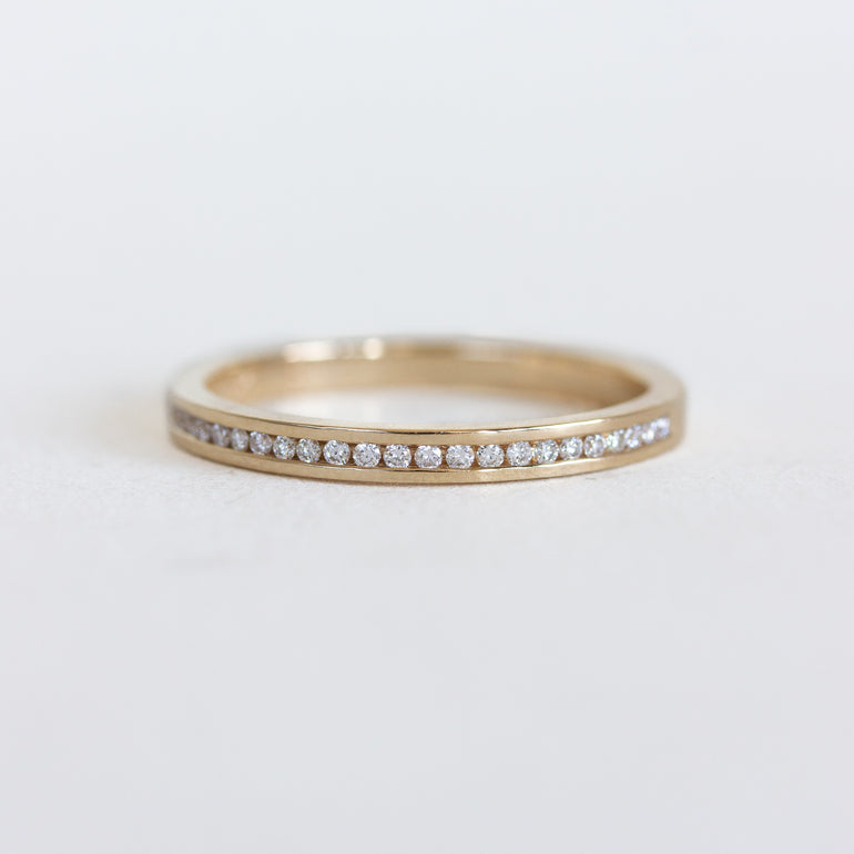 Channel-Set&nbsp;Half-Eternity Diamond Band