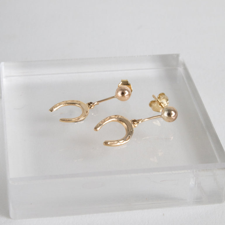 Horseshoe earring 10k yellow gold