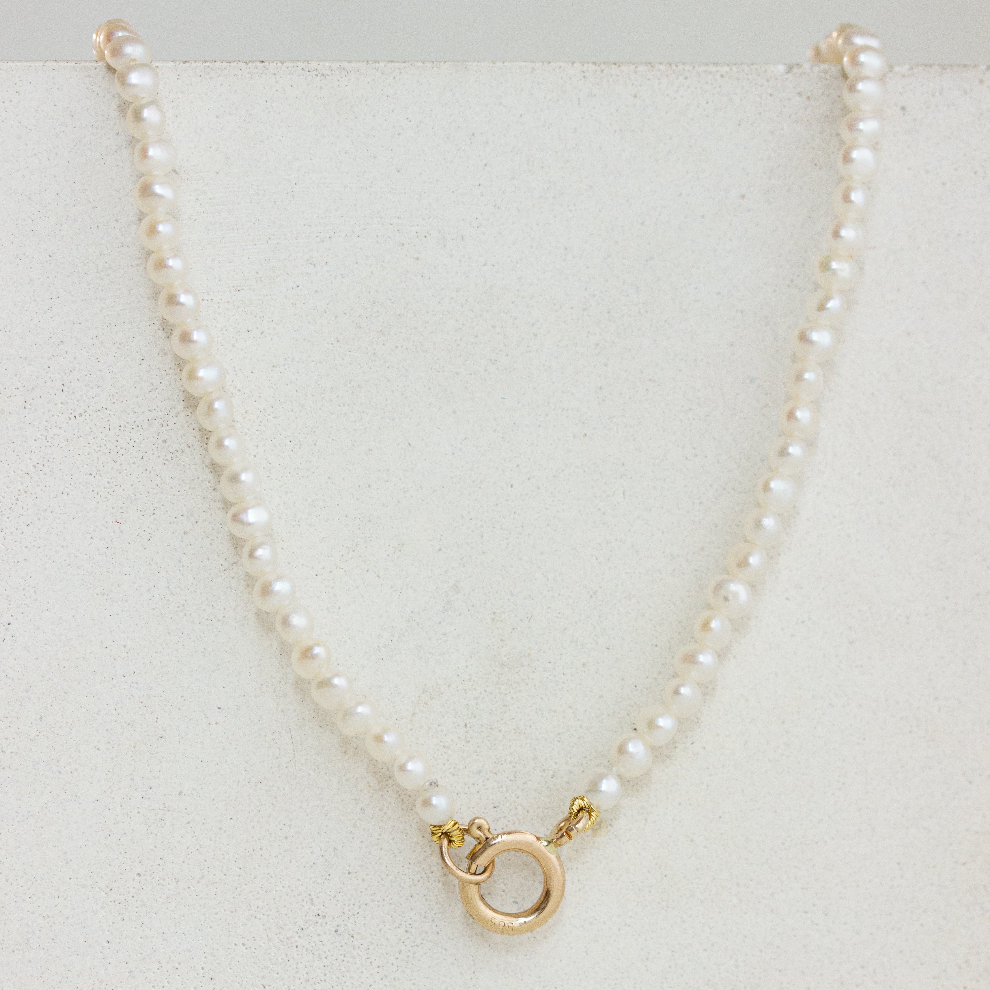 Pearl necklace price on sale range