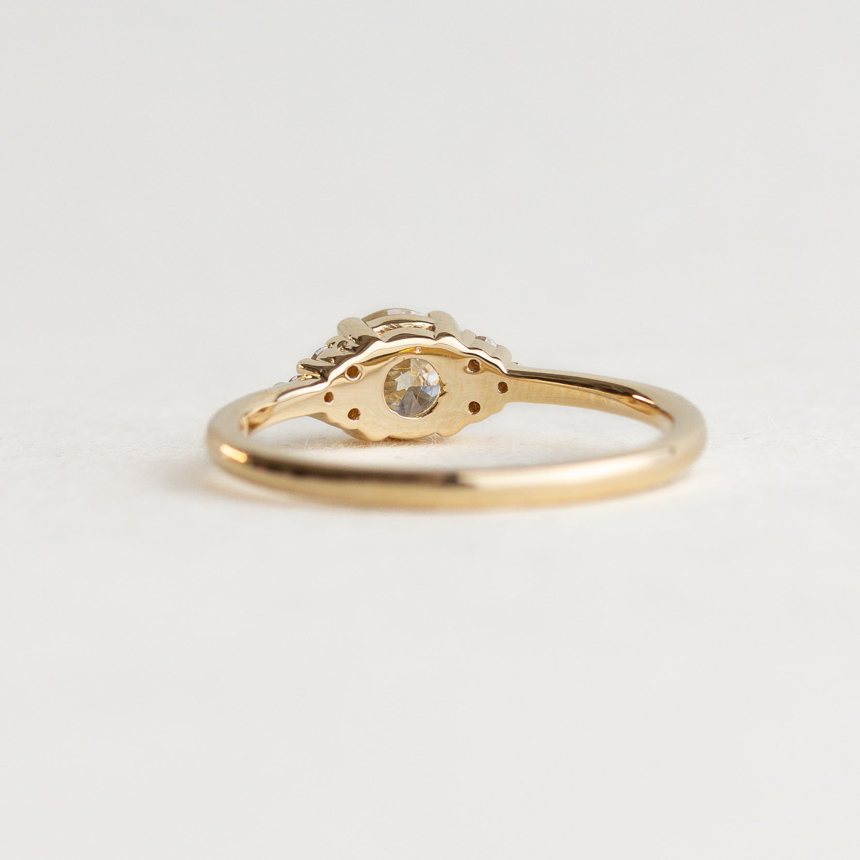 Aveline Ring