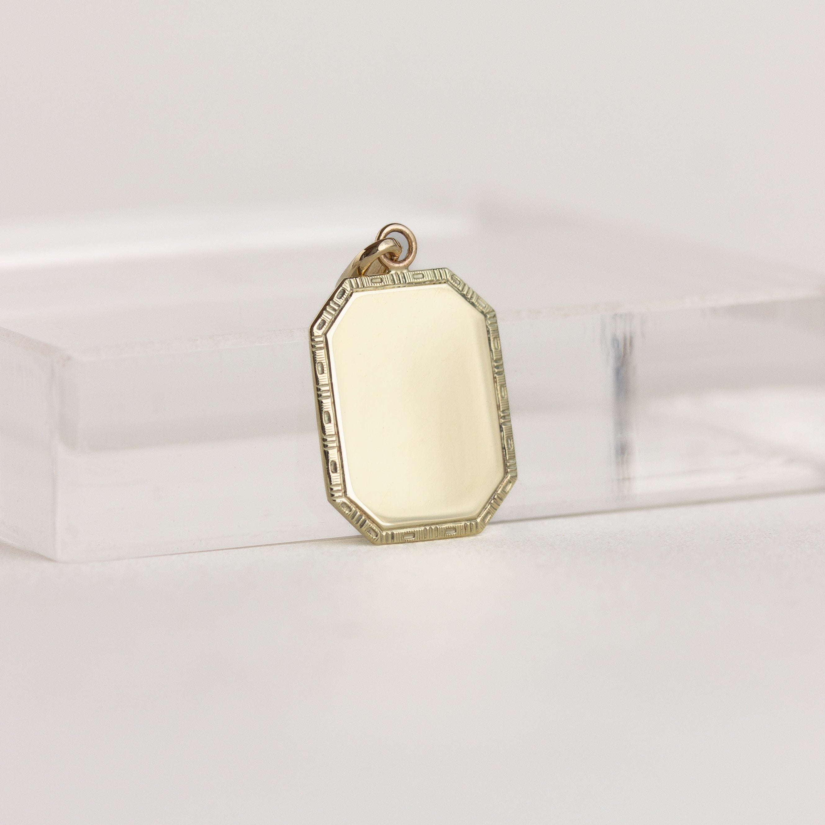 Talisman 'Book Cover' Pendant 10K