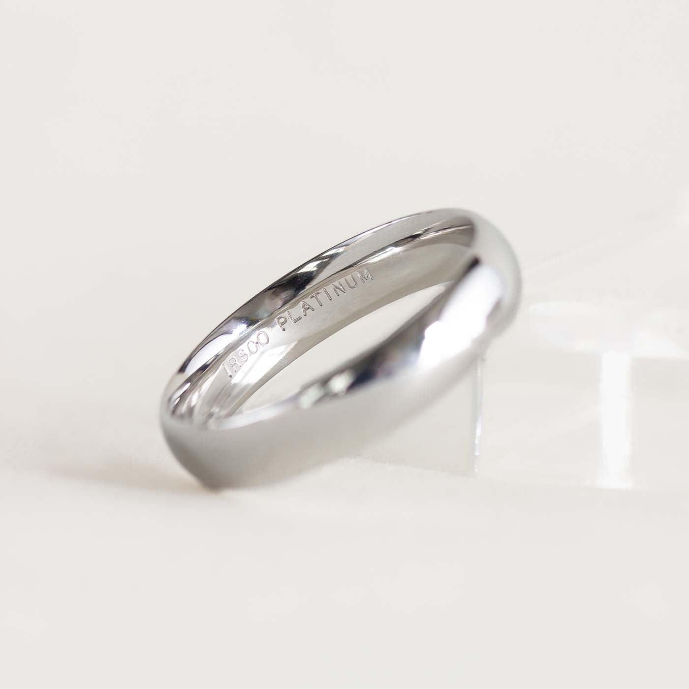 Platinum Vintage Wedding Band