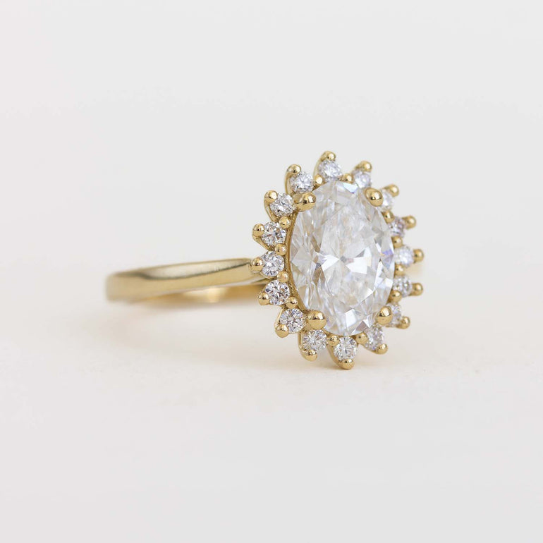 18K yellow gold diamond halo ring