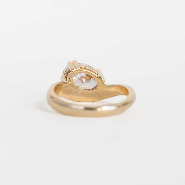 Oval Lab-grown Diamond Asymmetrical Wave Engagement Ring in 14K Yellow Gold