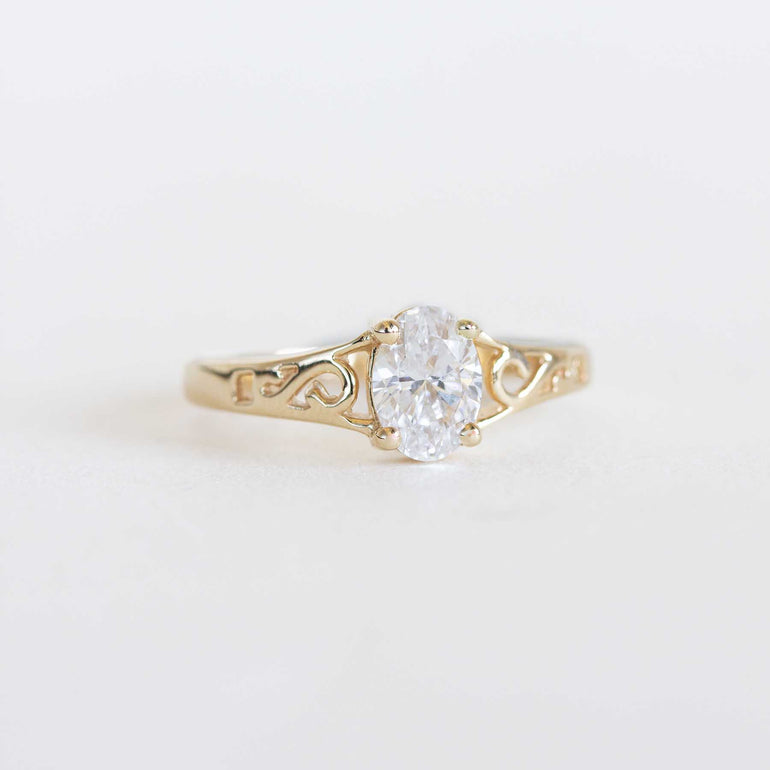 Vintage Scroll Motif Lab Diamond Ring