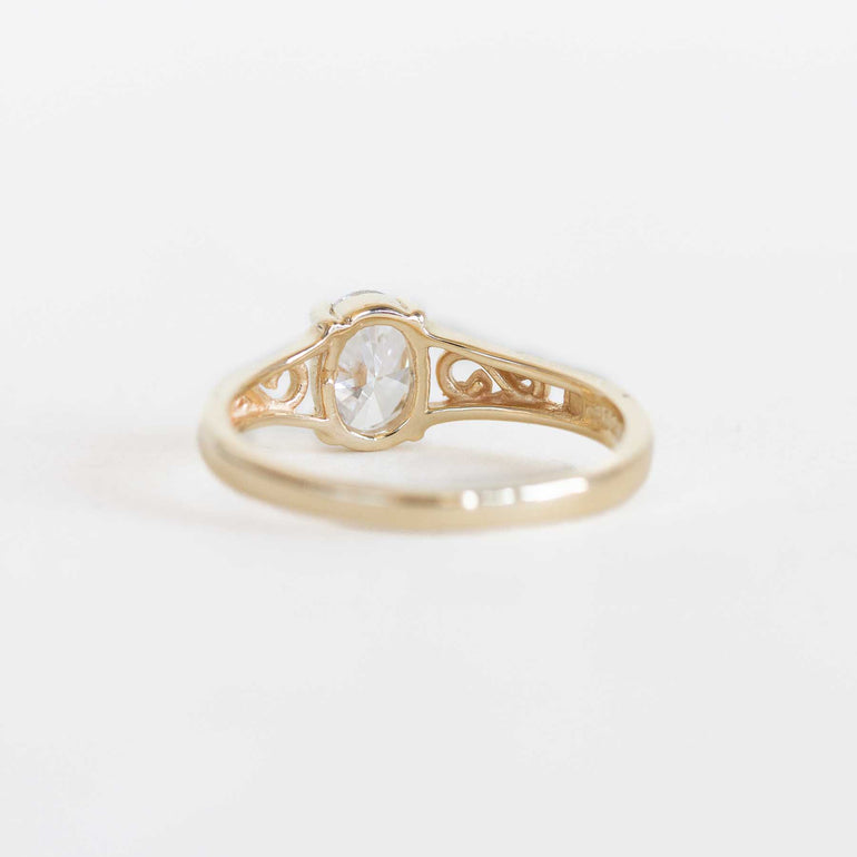 Vintage Scroll Motif Lab Diamond Ring
