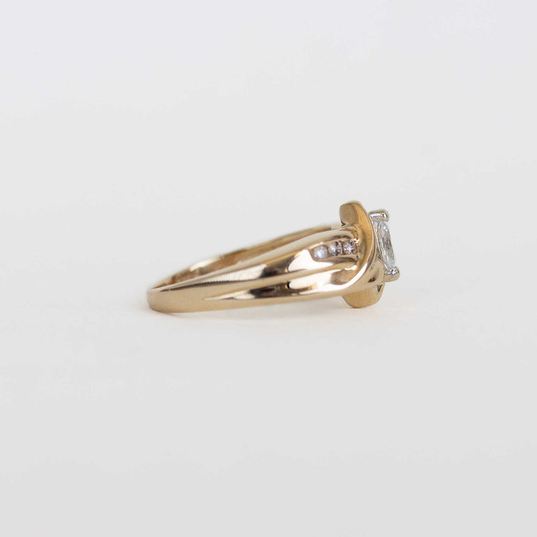 Vintage Gold and Diamond Ring