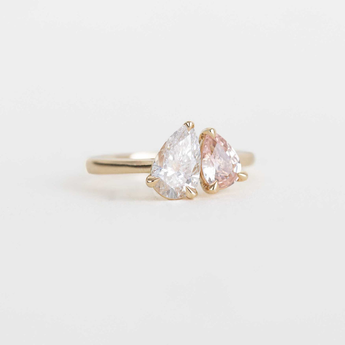 Toi et Moi ring with Laboratory-grown Pear Diamond and Pink Sapphire