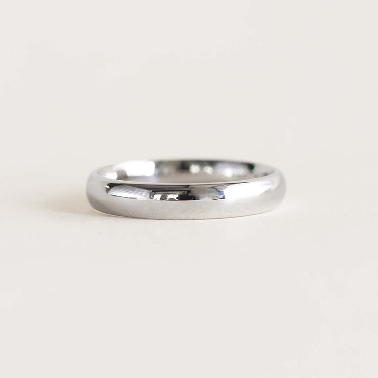 Platinum Vintage Wedding Band