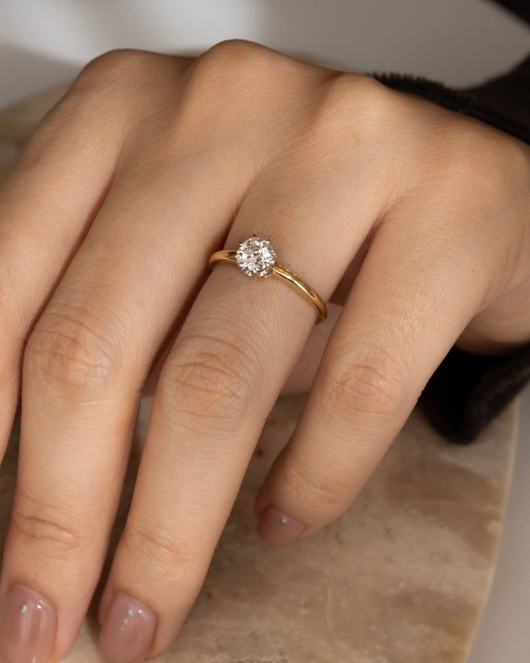 Diamond and yellow gold vintage ring