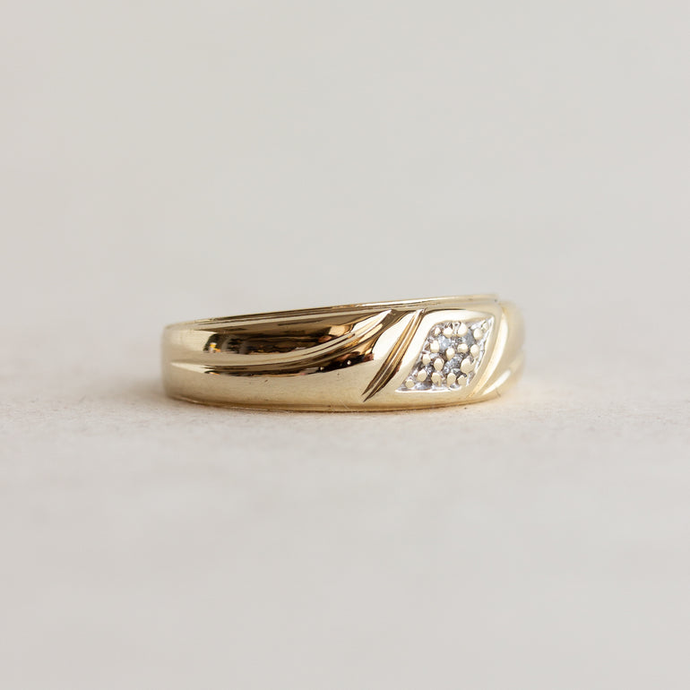 Vintage Diamond Cluster Band