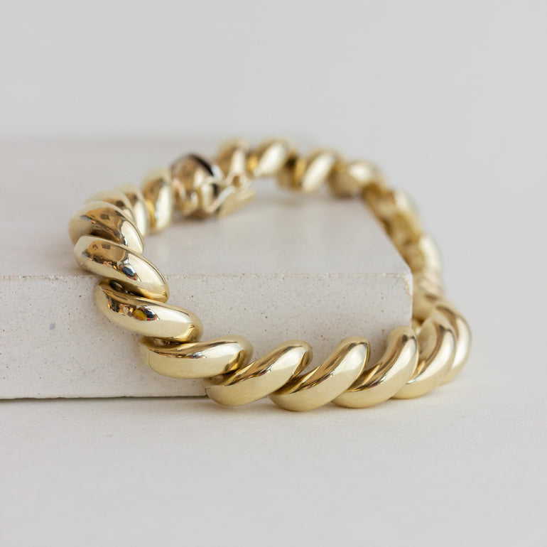 chunky gold vintage macaroni bracelet