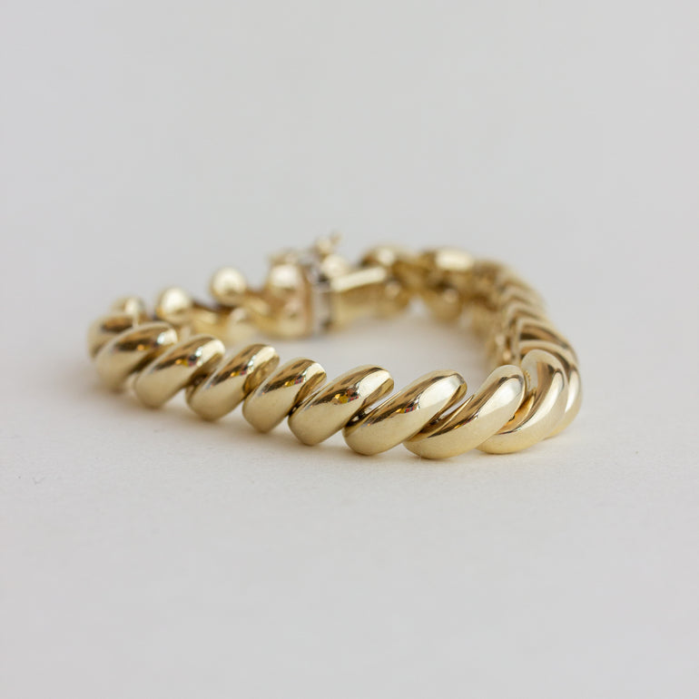 chunky gold vintage macaroni bracelet