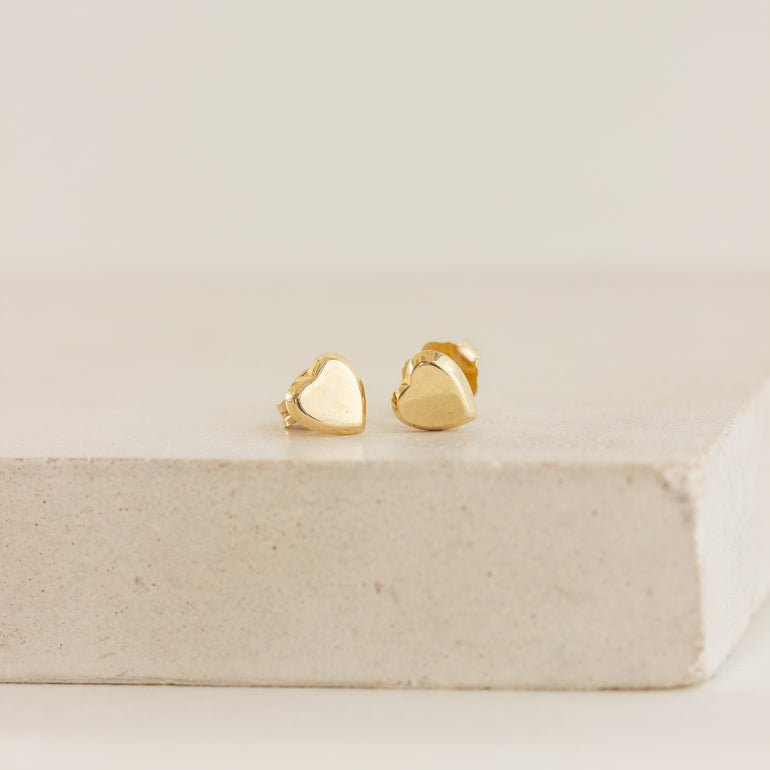 Vintage Heart Stud Earrings 14K Gold Curated Fine Vintage