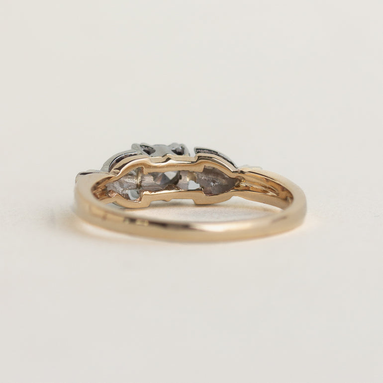 Vintage Leaf Motif Diamond Engagement Ring