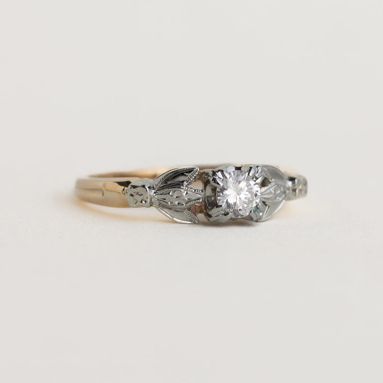 Vintage Leaf Motif Diamond Engagement Ring