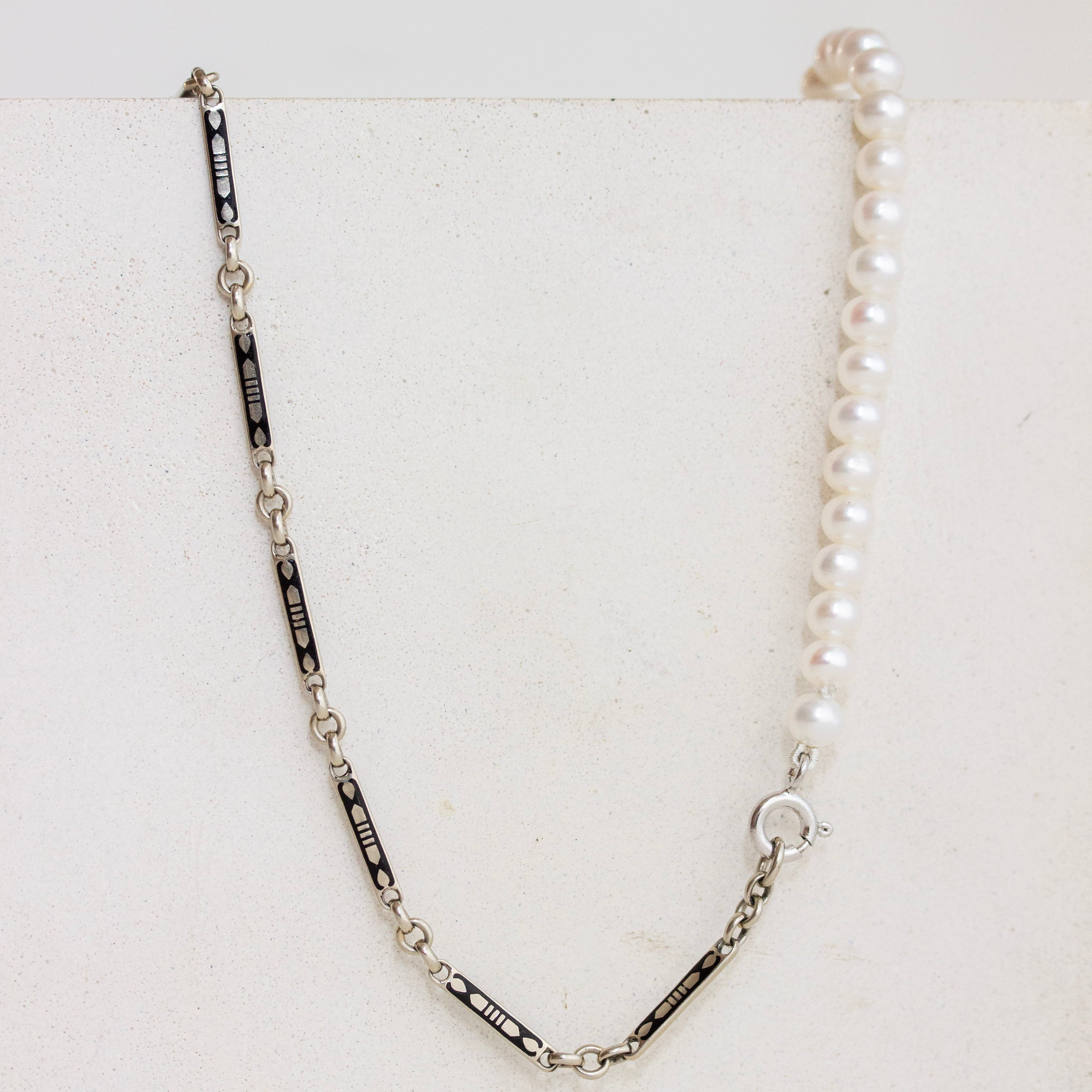 ◆VINTAGE HOLLYWOOD◆ Vintage Antique Chain Necklace VH2411N $_57.PNG?set_id=880000500F