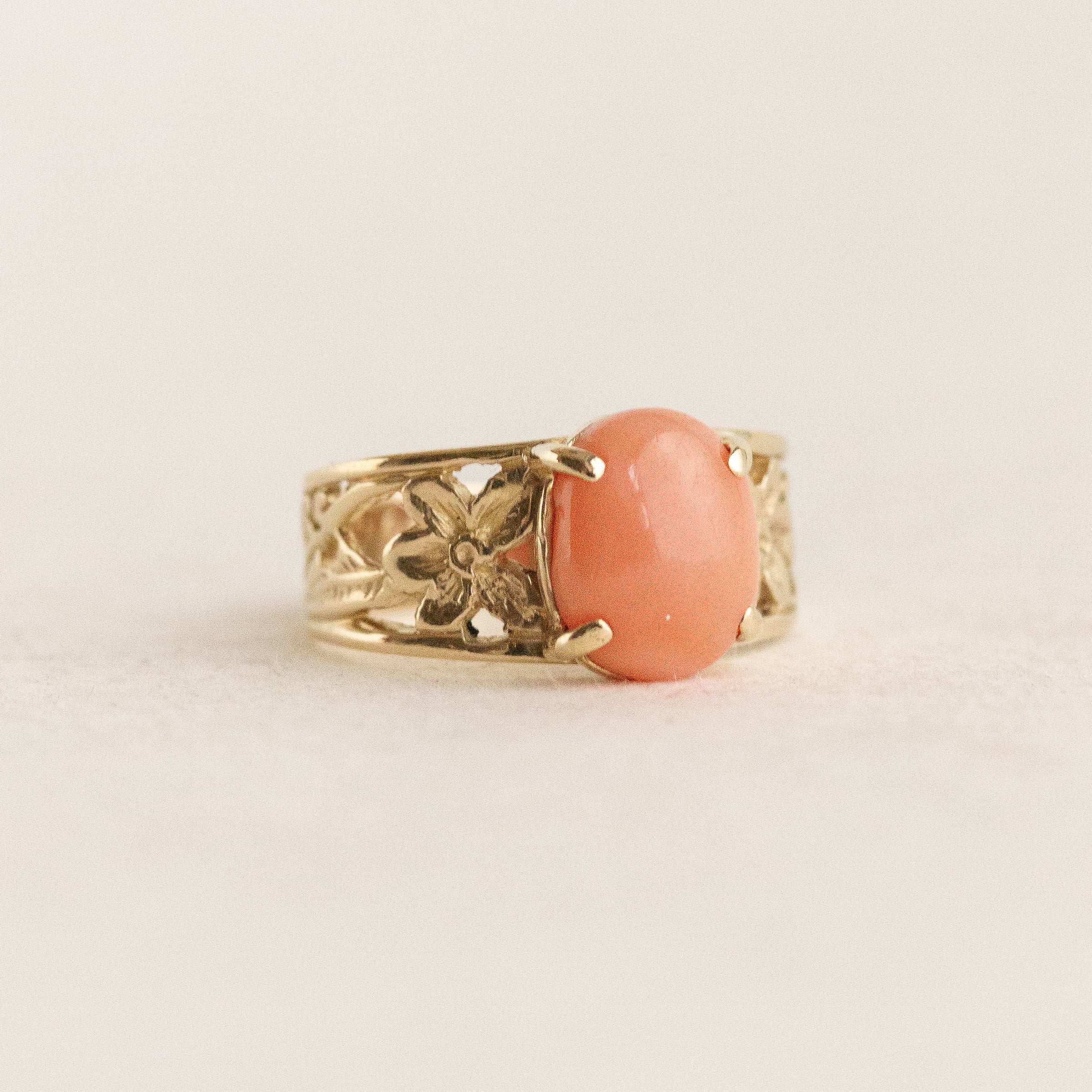 Vintage Coral Floral Filigree Ring