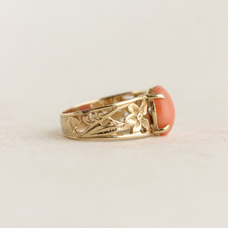 Vintage Coral Floral Filigree Ring