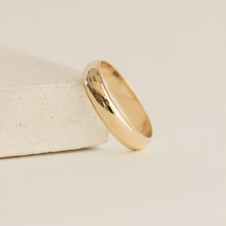 milgrain detail wedding band