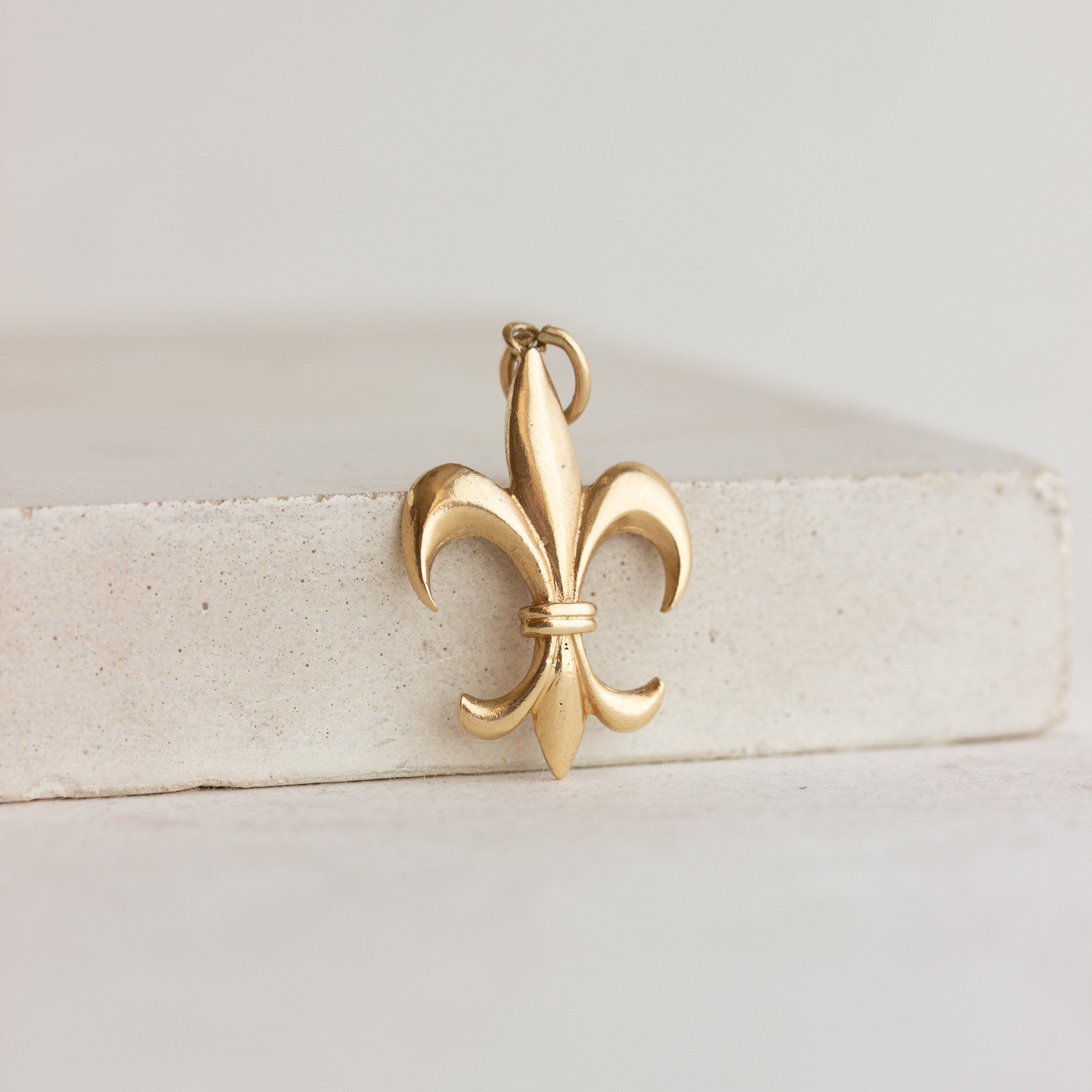 Vintage Fleur De Lis Charm 14K