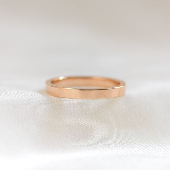 6 mm Comfort Fit Flat Wedding Band with Beveled Edge in Yellow Gold, Size 6  | Borsheims
