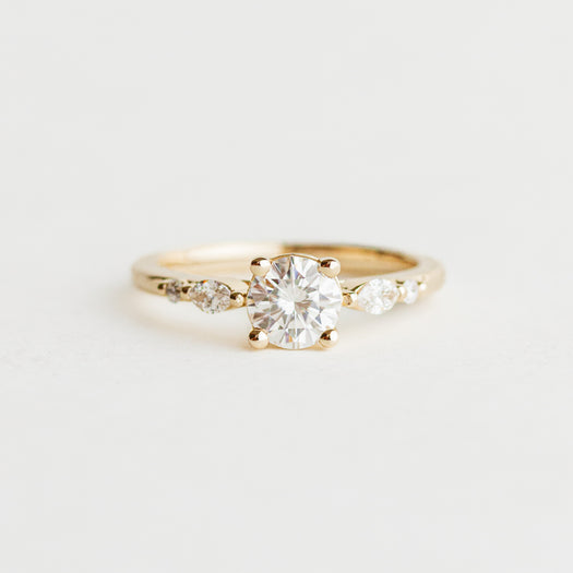 Dainty 5-Stone Diamond Ring | Francesca Ring | Evorden