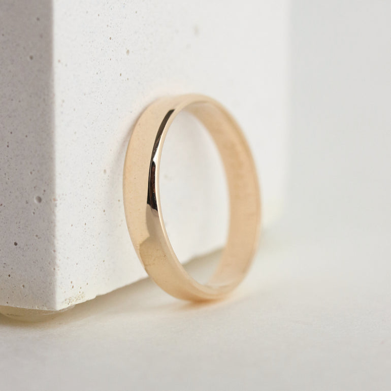 bevelled edge wedding band