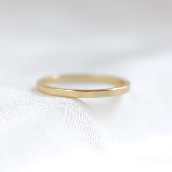 flat edge wedding band