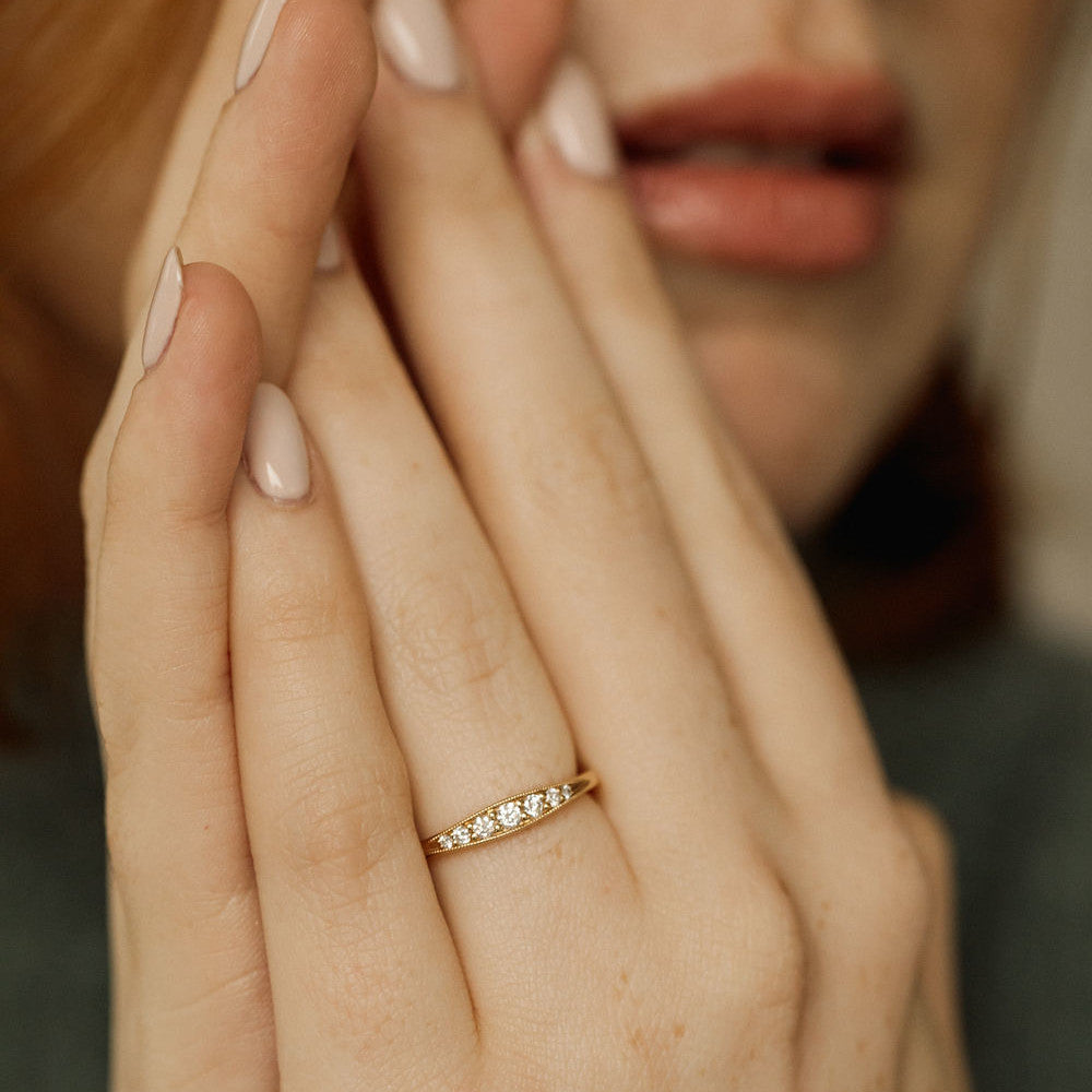 diamond milgrain wedding band