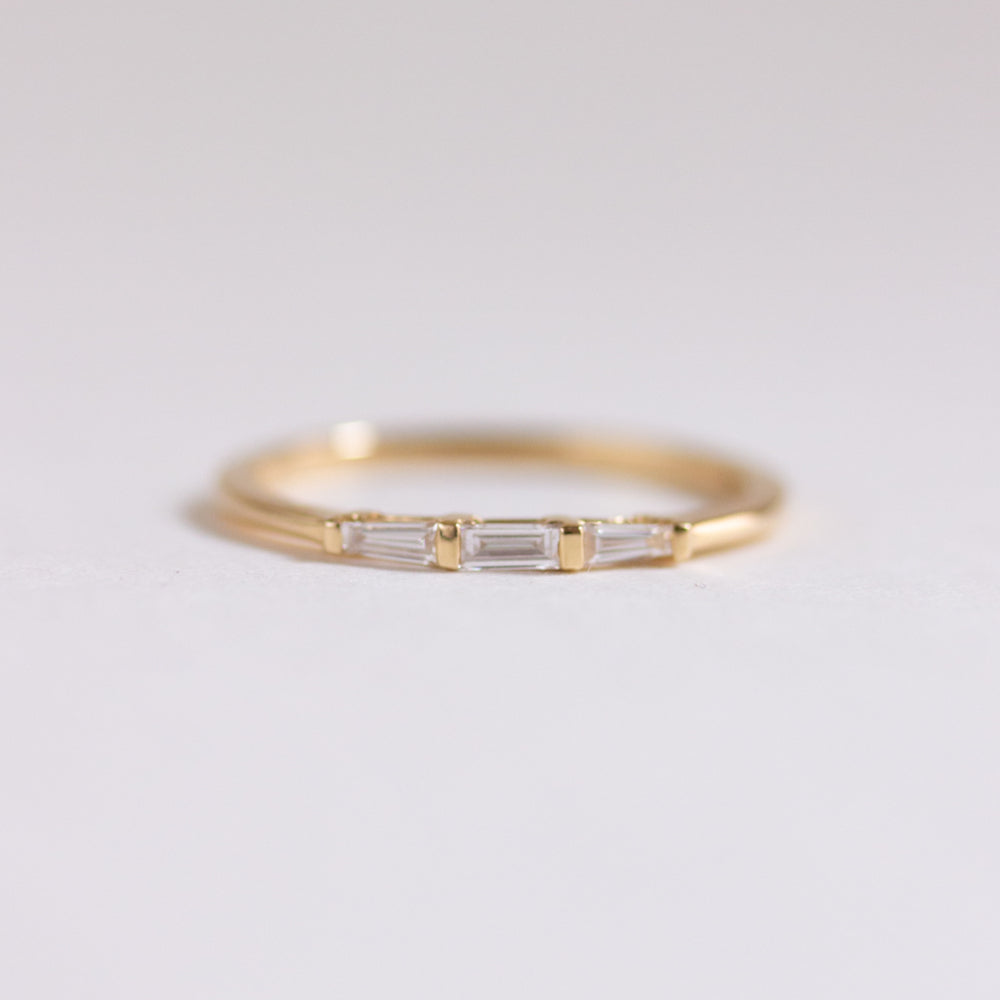 baguette diamond trio wedding band