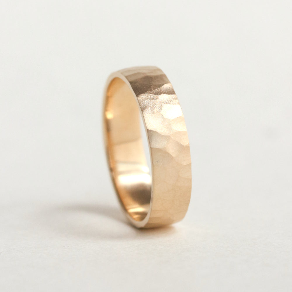 matte hammered texture band