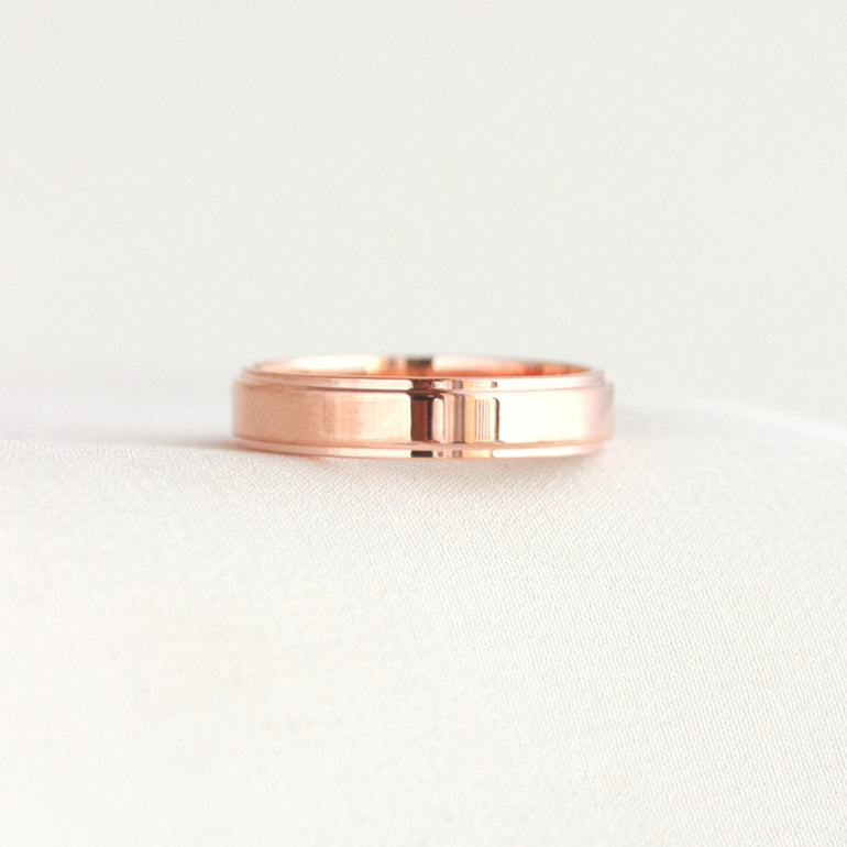 step edge wedding band