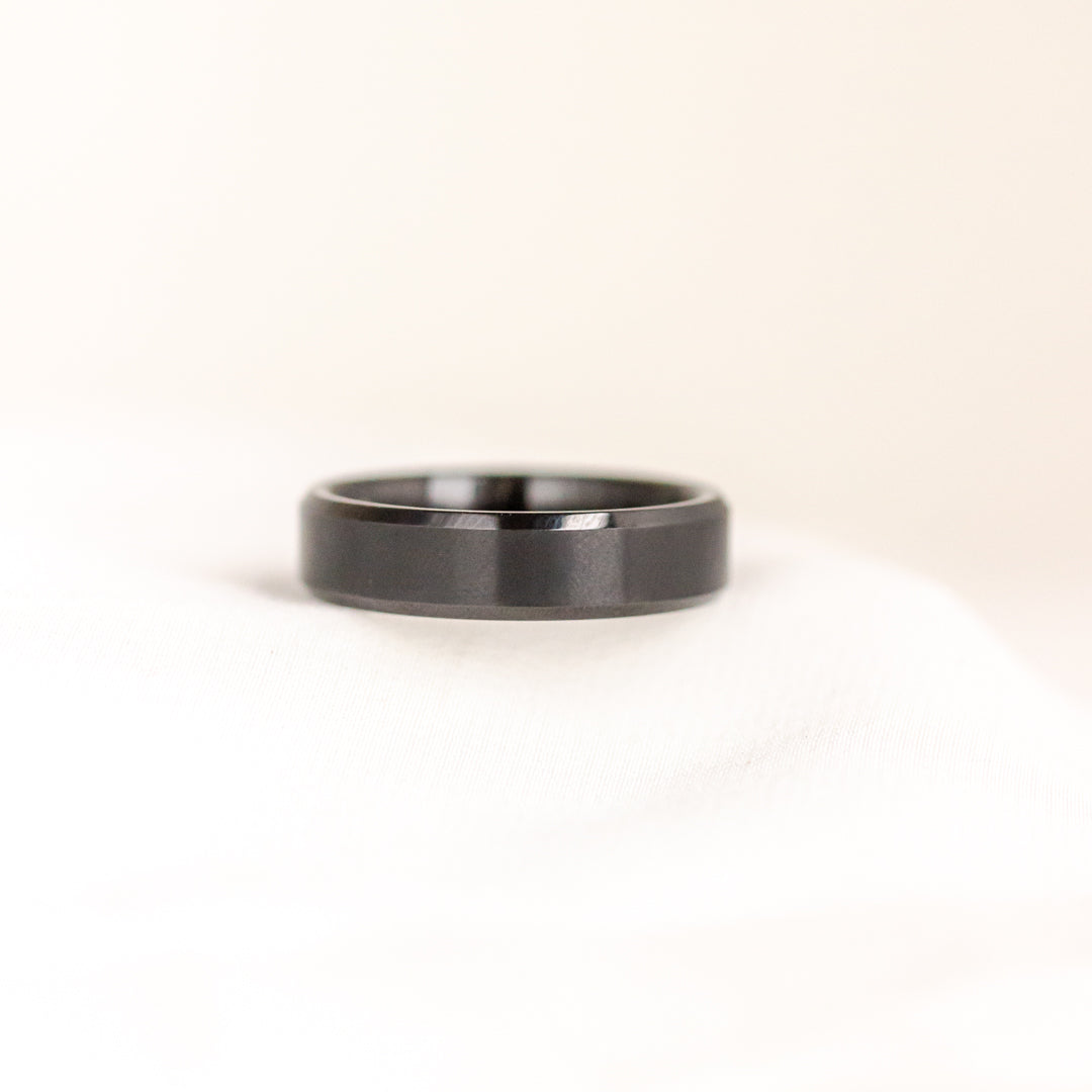 tungsten band