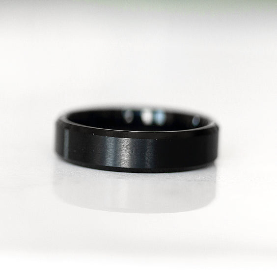 tungsten band