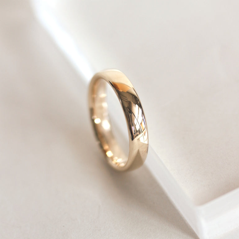 european style round edge wedding band