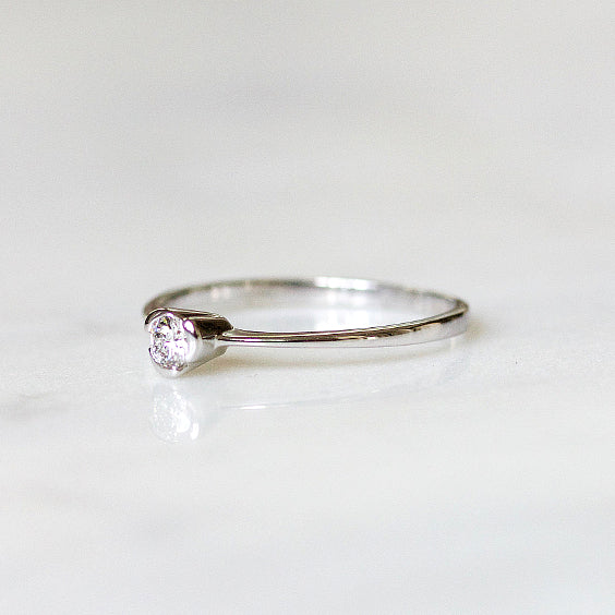 Petite White Gold Diamond Ring- The Mara Ring- EVORDEN